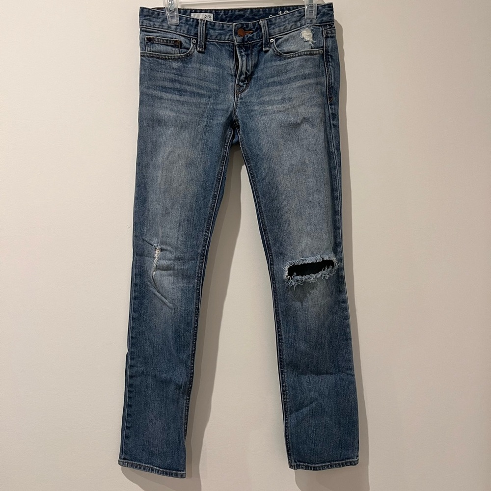 GAP Women's Straight Leg Blue Jeans